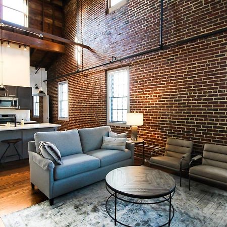 The Lofts At Downtown Salemアパートホテル エクステリア 写真