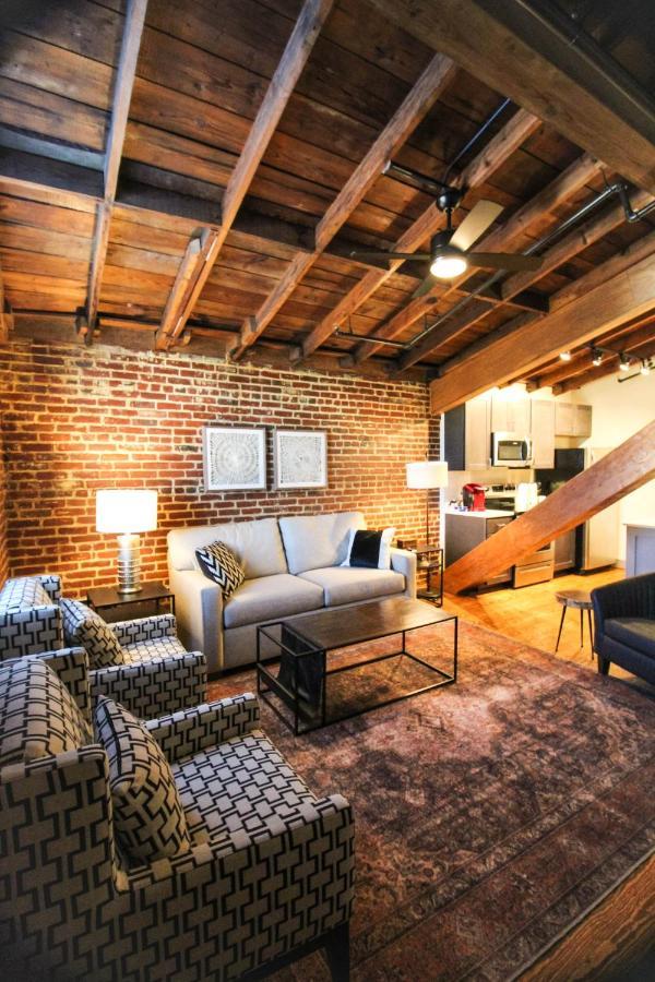 The Lofts At Downtown Salemアパートホテル エクステリア 写真