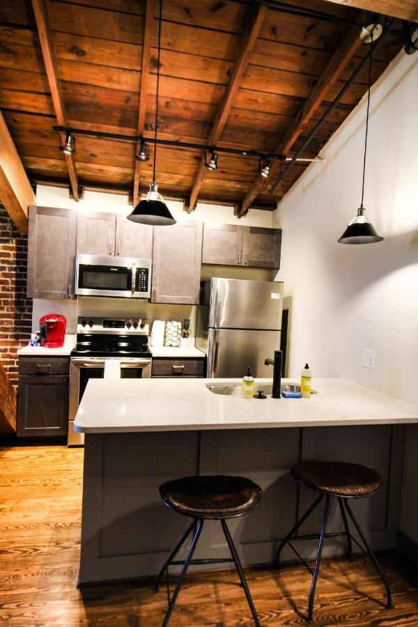 The Lofts At Downtown Salemアパートホテル エクステリア 写真